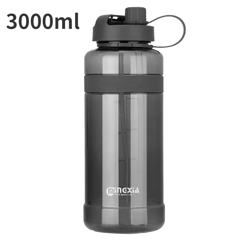 Versatile Water Bottle: Ideal for Outdoor Adventures