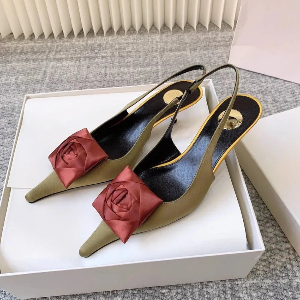 2026 Summer Women's New Pointed Shallow Mouth Sandals Fashion Show Party Wedding Women's Large Size Stiletto Sandals