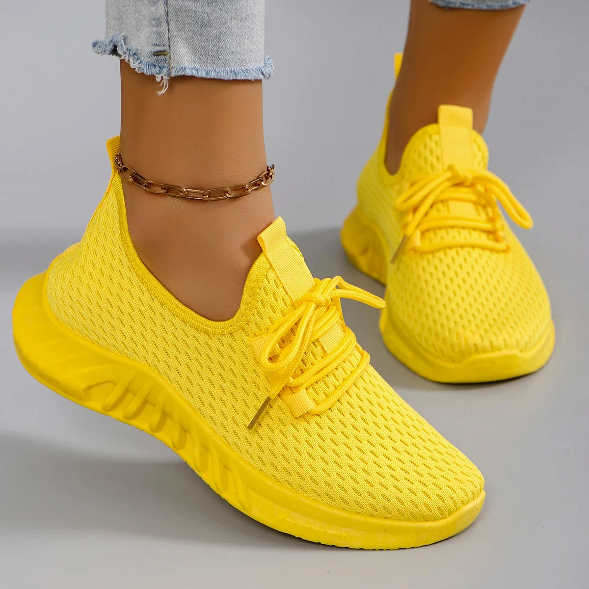 Spring new women's sports shoes, fashionable, breathable, lightweight, non-slip, wear-resistant, casual sports shoes, flat shoes