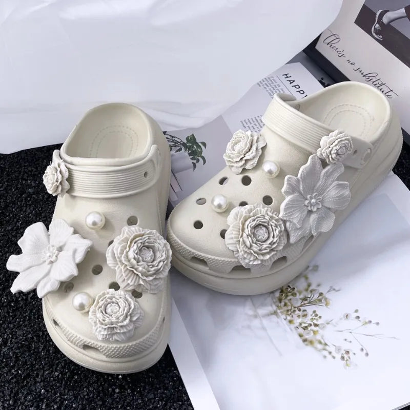 2025 Fashion Shoe Charms Set Accessories Hole Shoe Buckle DIY New Style Bouquet Bone White 3D Flower Shoes Decorations