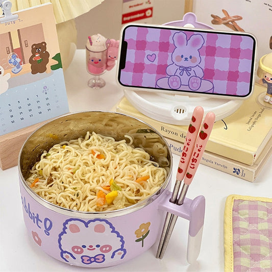 Cuenco de ramen de conejito con tapa