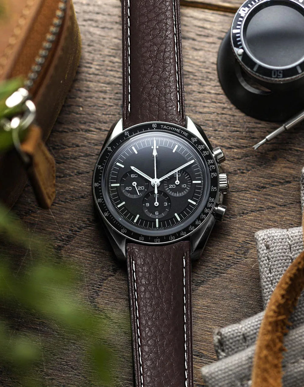 Huawei Watch & Watch GT Grained Leather Band, Spring Bars & Tool