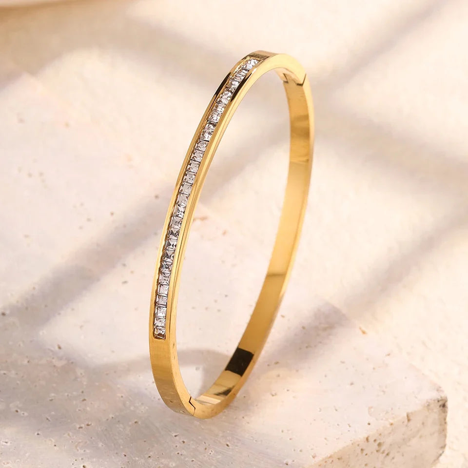 Yupsk 1/4pcs Golden Stainless Steel Stackable Bracelets Exquisite Heart Design Inlaid Zircon Bracelet Set Unisex Jewelry Gifts