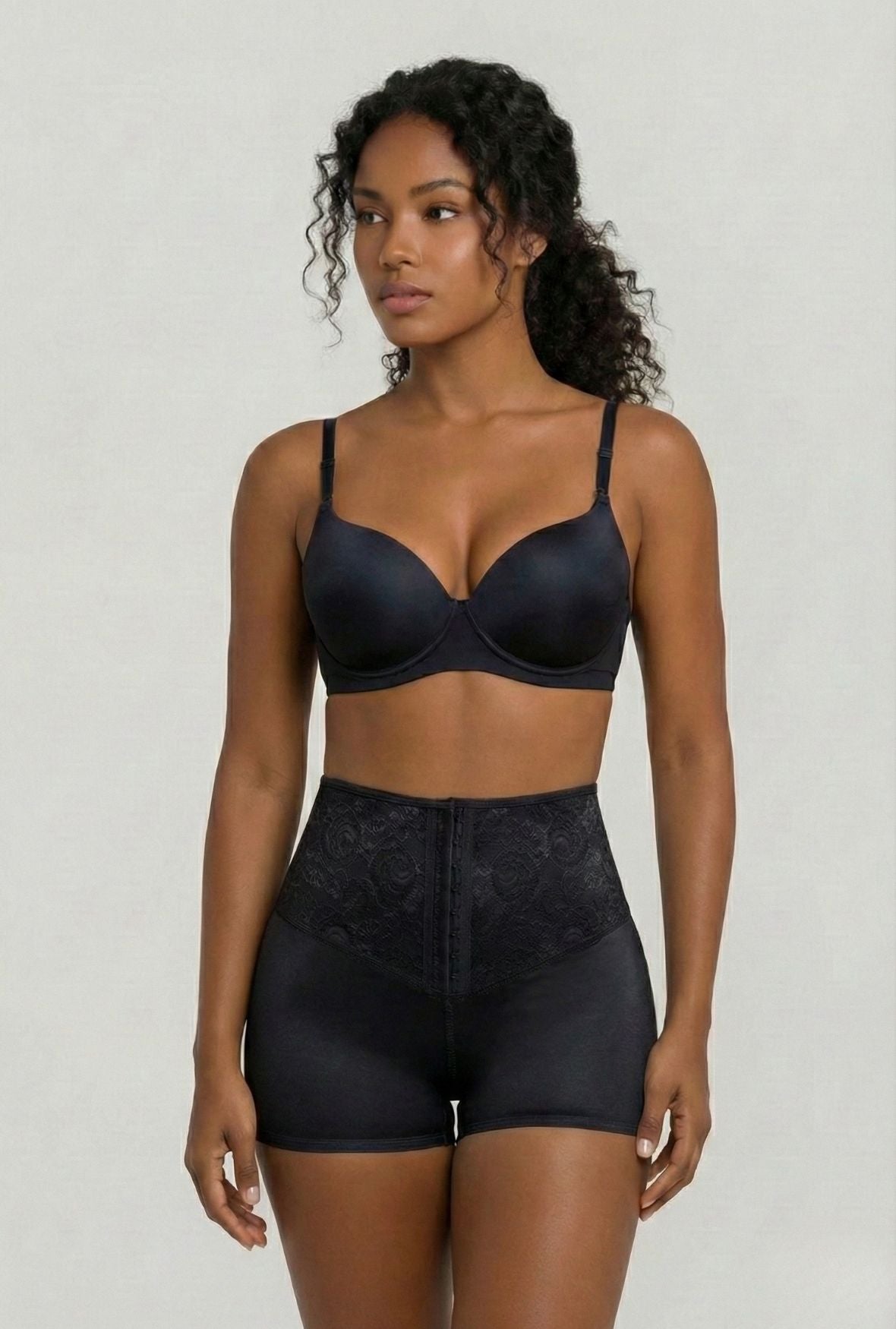 Braguita corta Dana