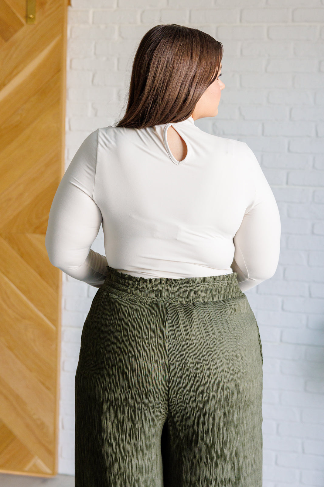 Body con cuello mock Simple Situation en blanco perla