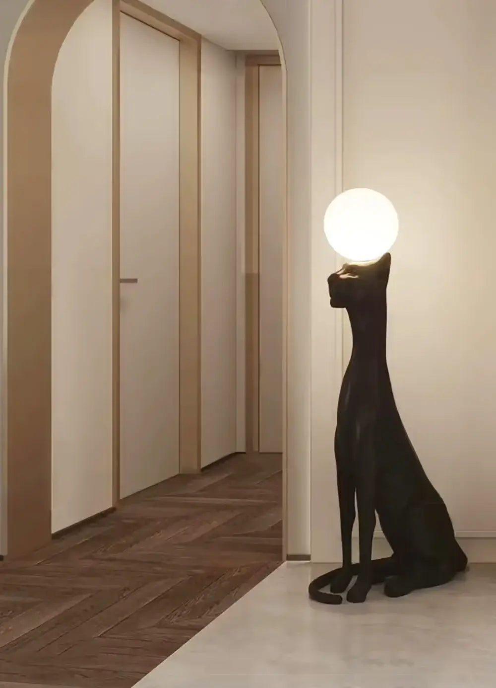 Lámpara de pie decorativa Rylight con perro sentado