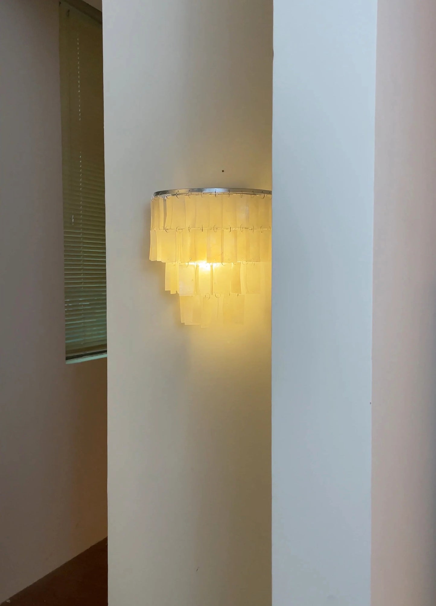 Aplique de pared Skye con niveles