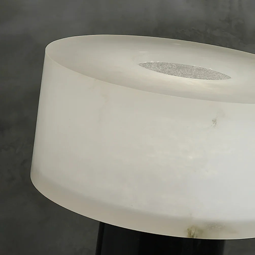 Lámpara de Mesa Pequeña de Alabastro Sólido