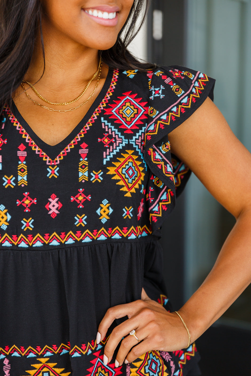 Blusa Sophia bordada en negro