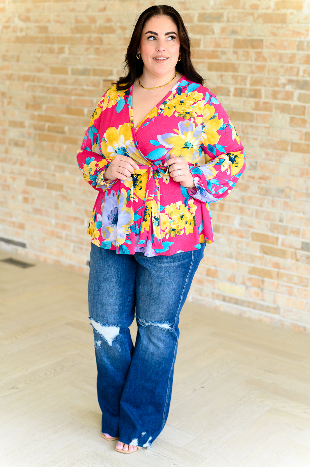 Blusa floral con cuello de pico Spring to Be Sprung
