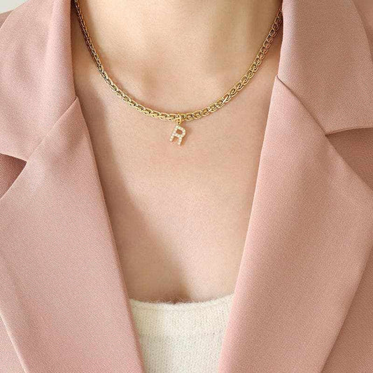 Camisetas Trendsi Collares - Elegante collar con colgante de letra de circonita