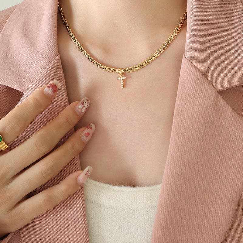 T-Shirts Trendsi Necklaces - Stylish zircon letter pendant necklace