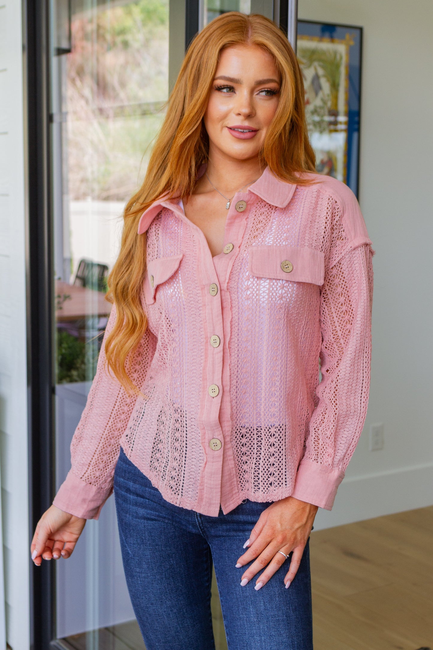 Blusa abotonada de encaje Sweeter Than Nectar en color rosa