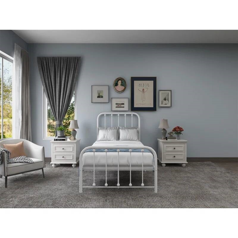 Estructura de cama individual de metal blanco con cabecero y piecero de esquinas redondeadas de listones