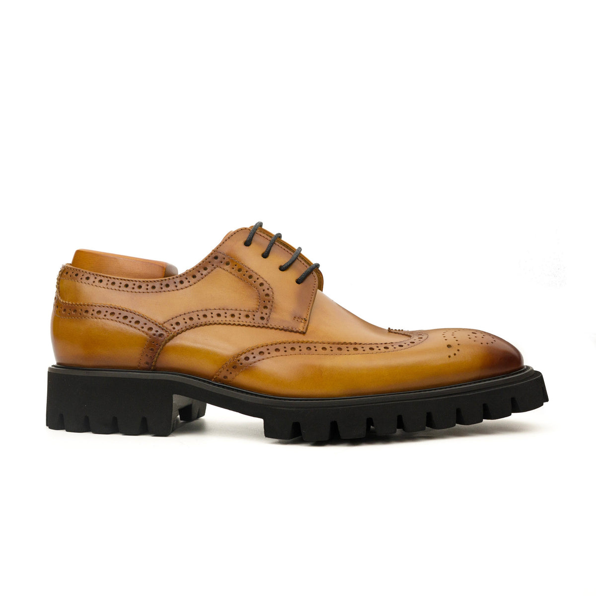 Tan Wingtip Cow Leather Derby Shoes