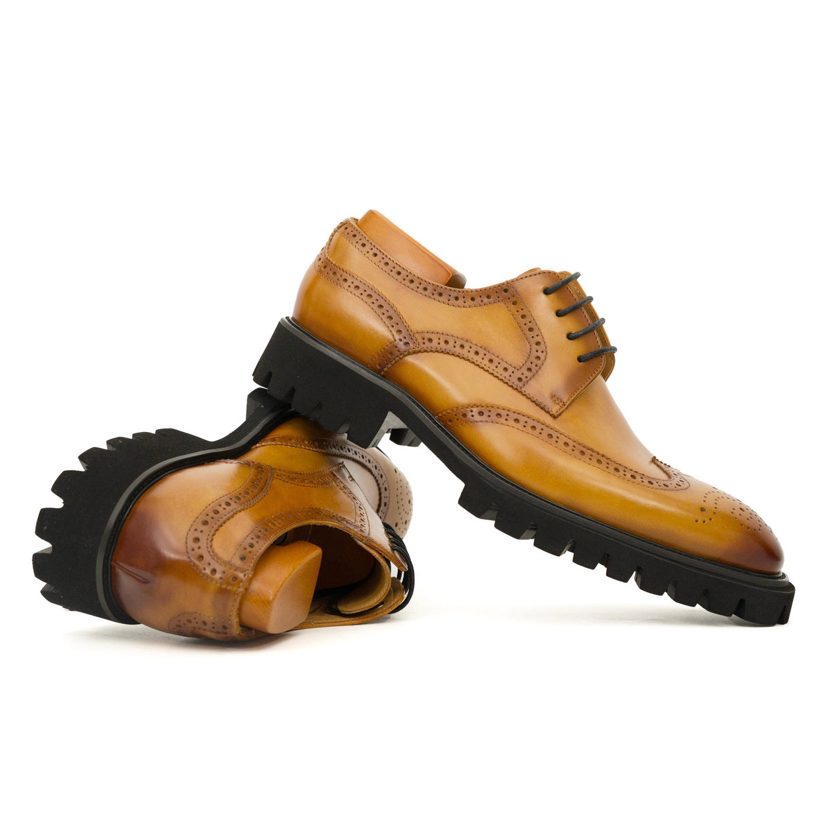 Tan Wingtip Cow Leather Derby Shoes