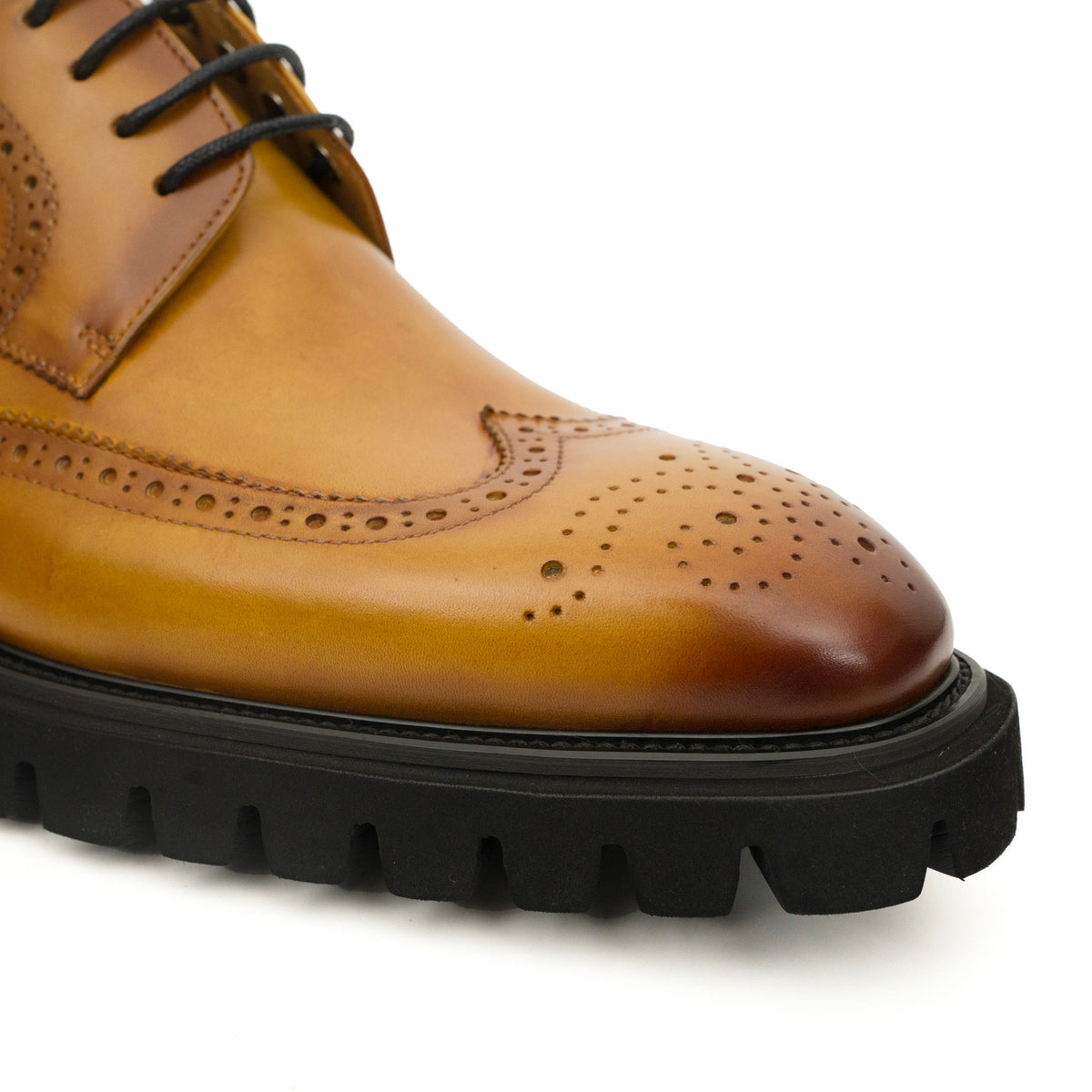 Tan Wingtip Cow Leather Derby Shoes