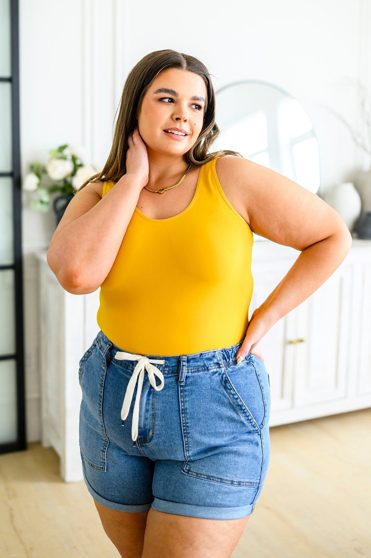 Camiseta Larga Reversible Básica en Mostaza