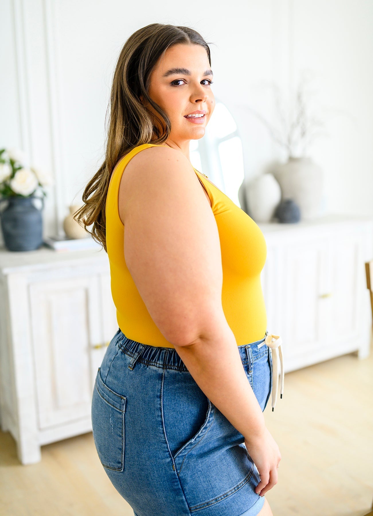 Camiseta Larga Reversible Básica en Mostaza