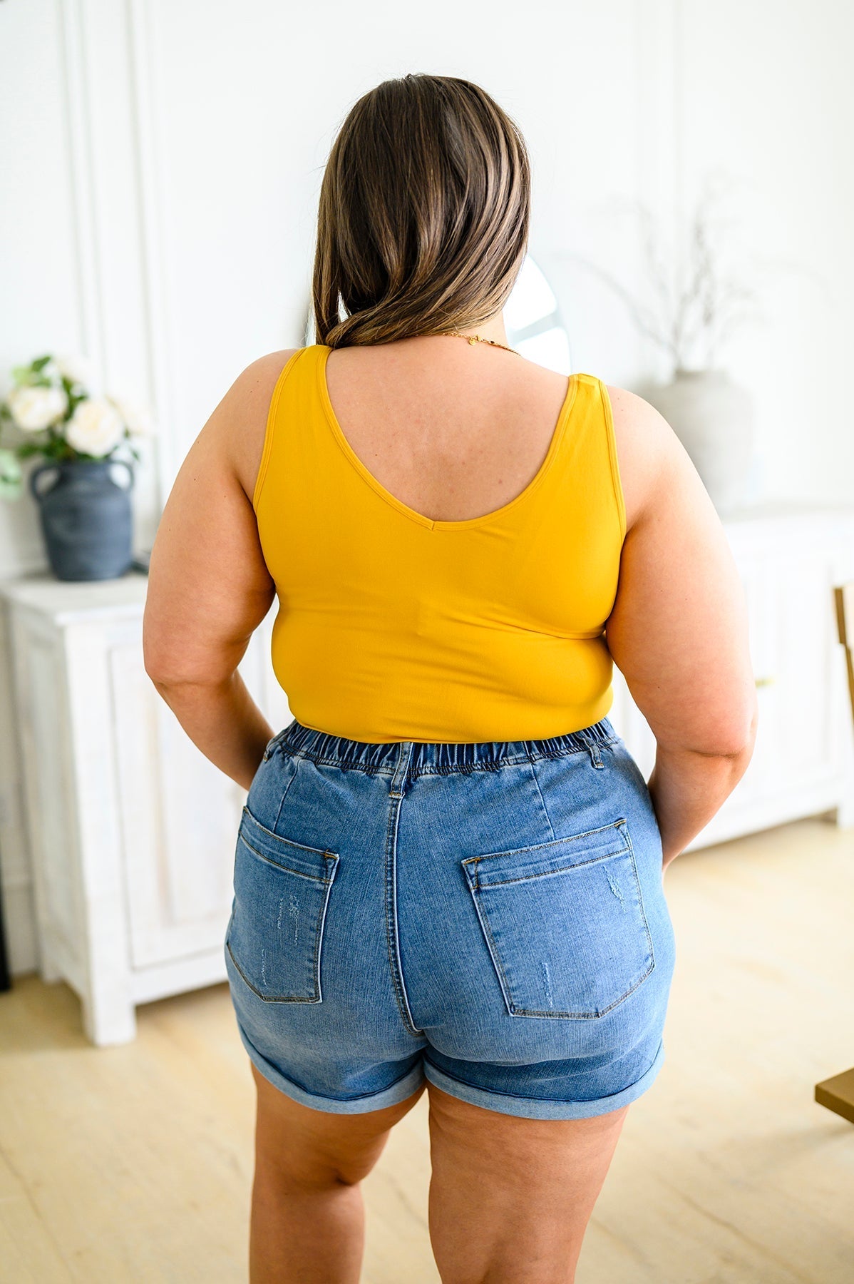 Camiseta Larga Reversible Básica en Mostaza