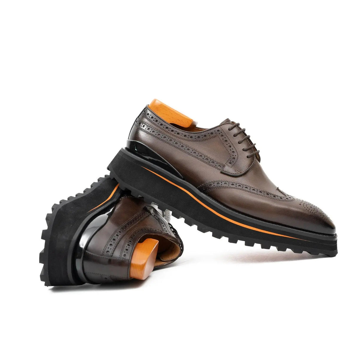 Brown Wingtip Calf Leather Derby Shoes