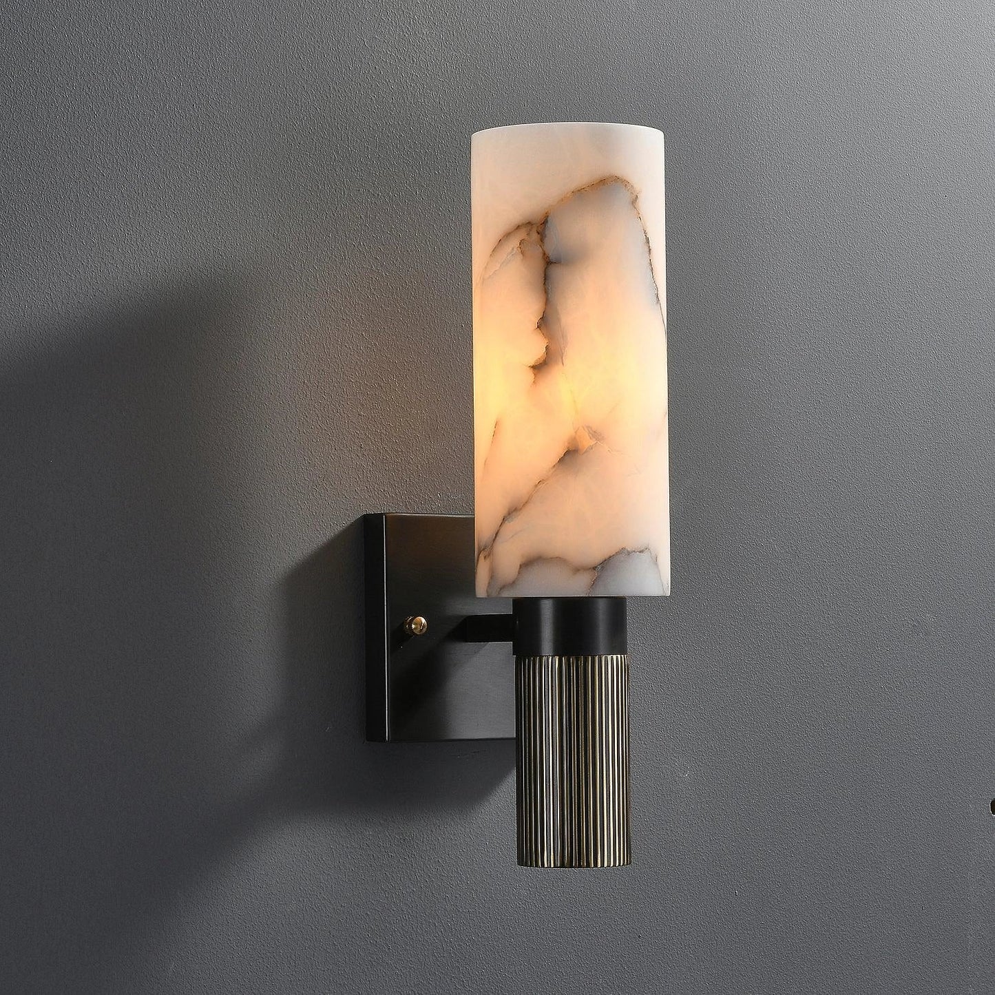 Aplique de pared antorcha de alabastro