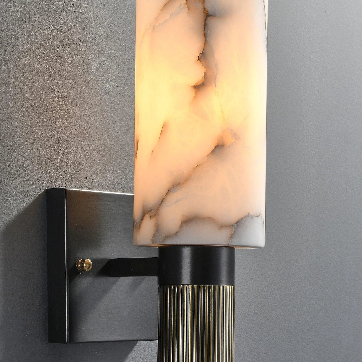 Aplique de pared antorcha de alabastro