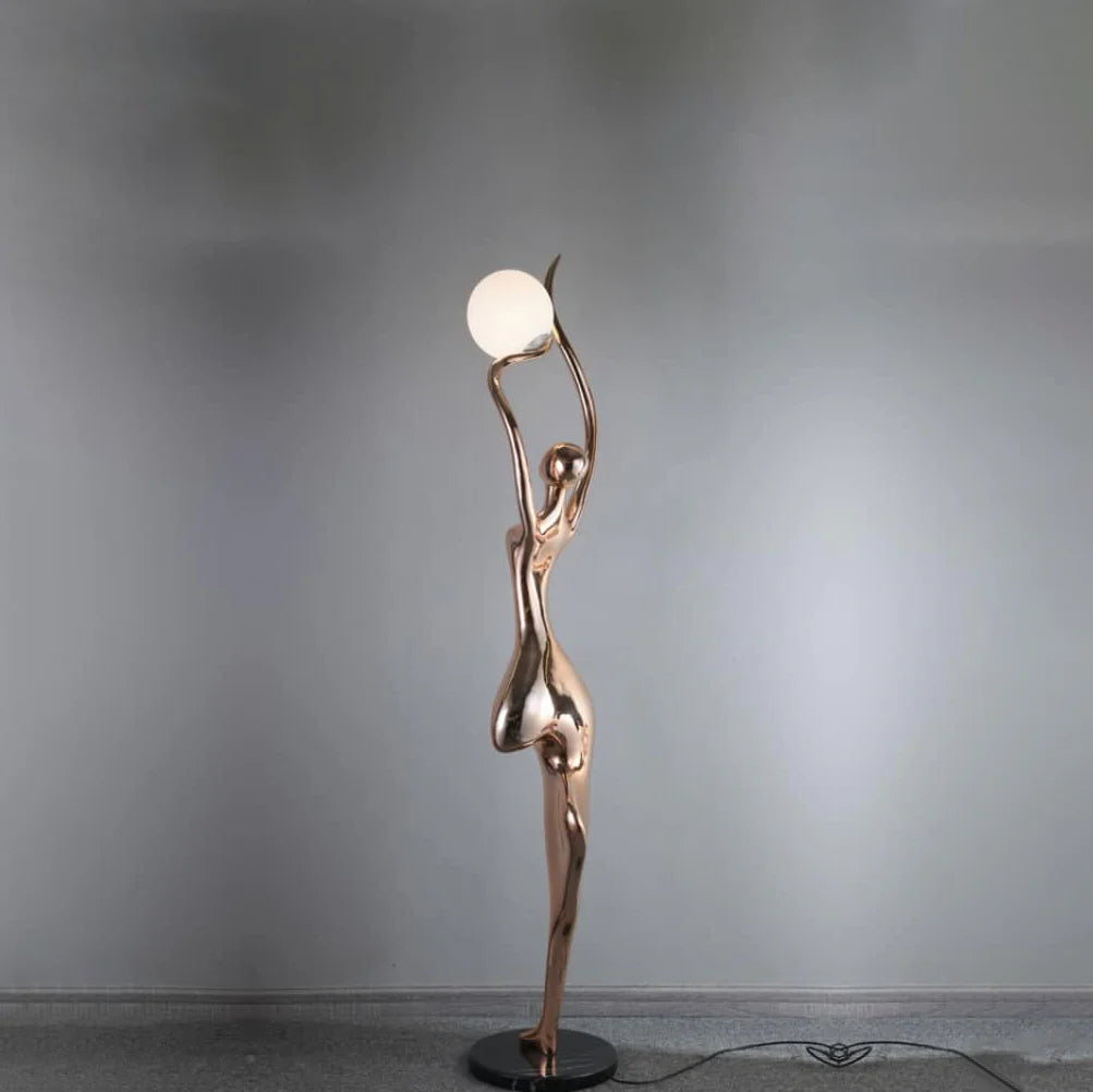 Lámpara de pie de escultura de yoga en postura del árbol