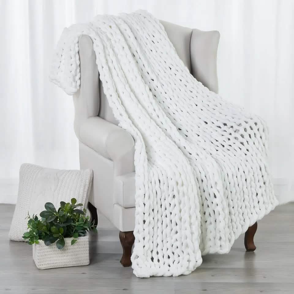 50" X 60" Kathy Ireland Chunky Chenille Plush Throw