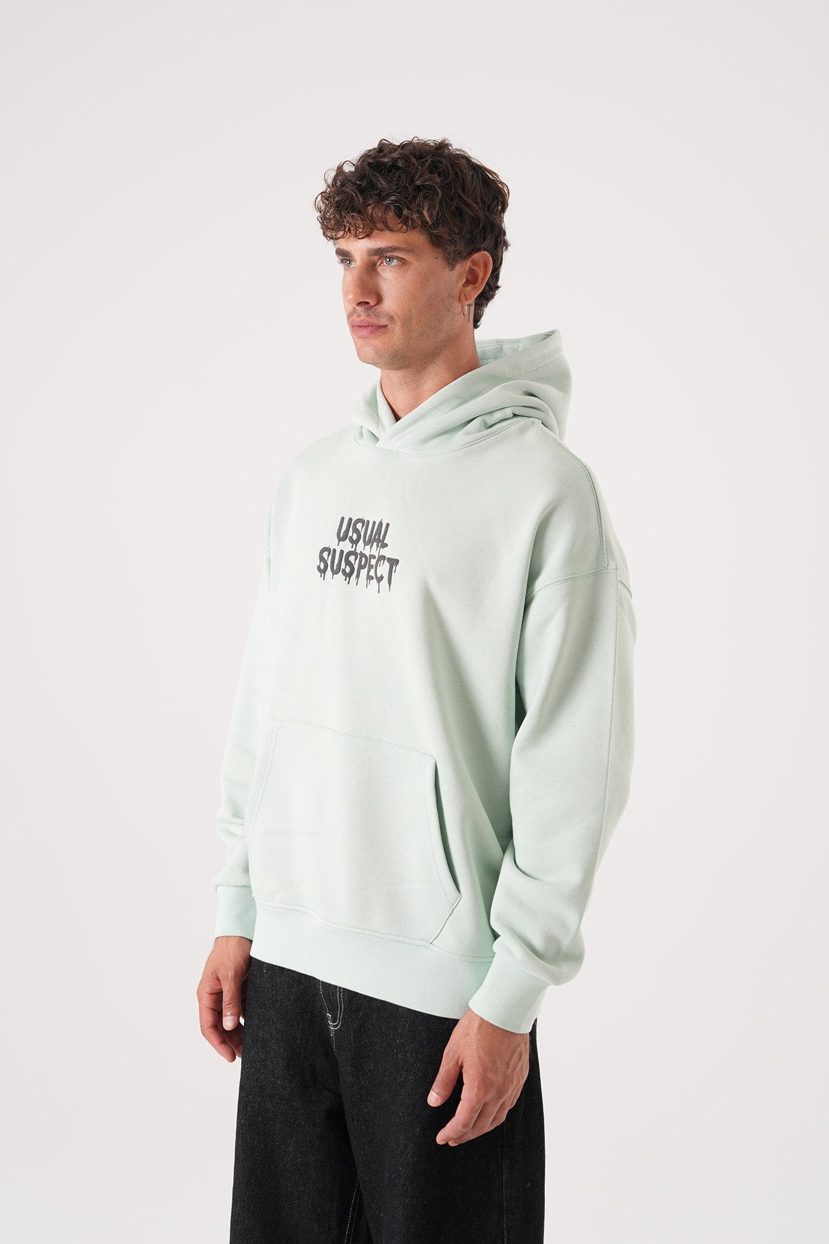 Sudadera con capucha gráfica "Sospechosos Habituales" - Sudadera oversize unisex