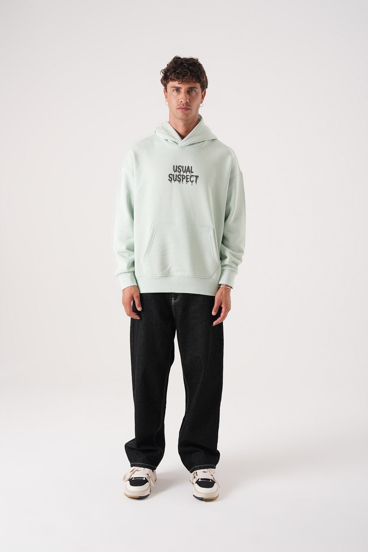 Sudadera con capucha gráfica "Sospechosos Habituales" - Sudadera oversize unisex