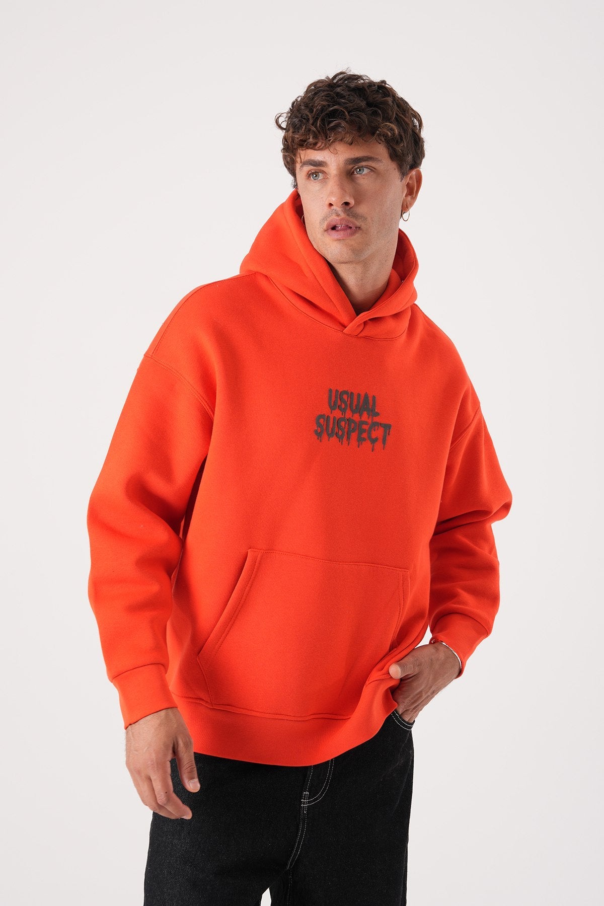 Sudadera con capucha gráfica "Sospechosos Habituales" - Sudadera oversize unisex