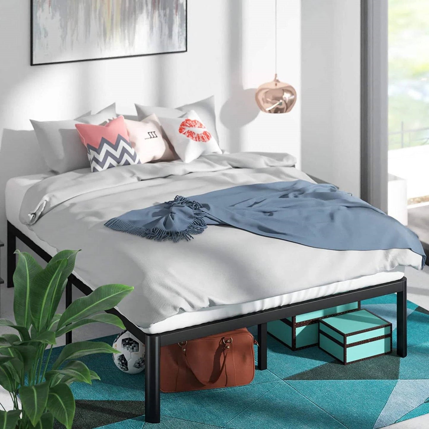 Base de cama tipo plataforma King de metal con patas redondeadas, capacidad de peso de 700 lb