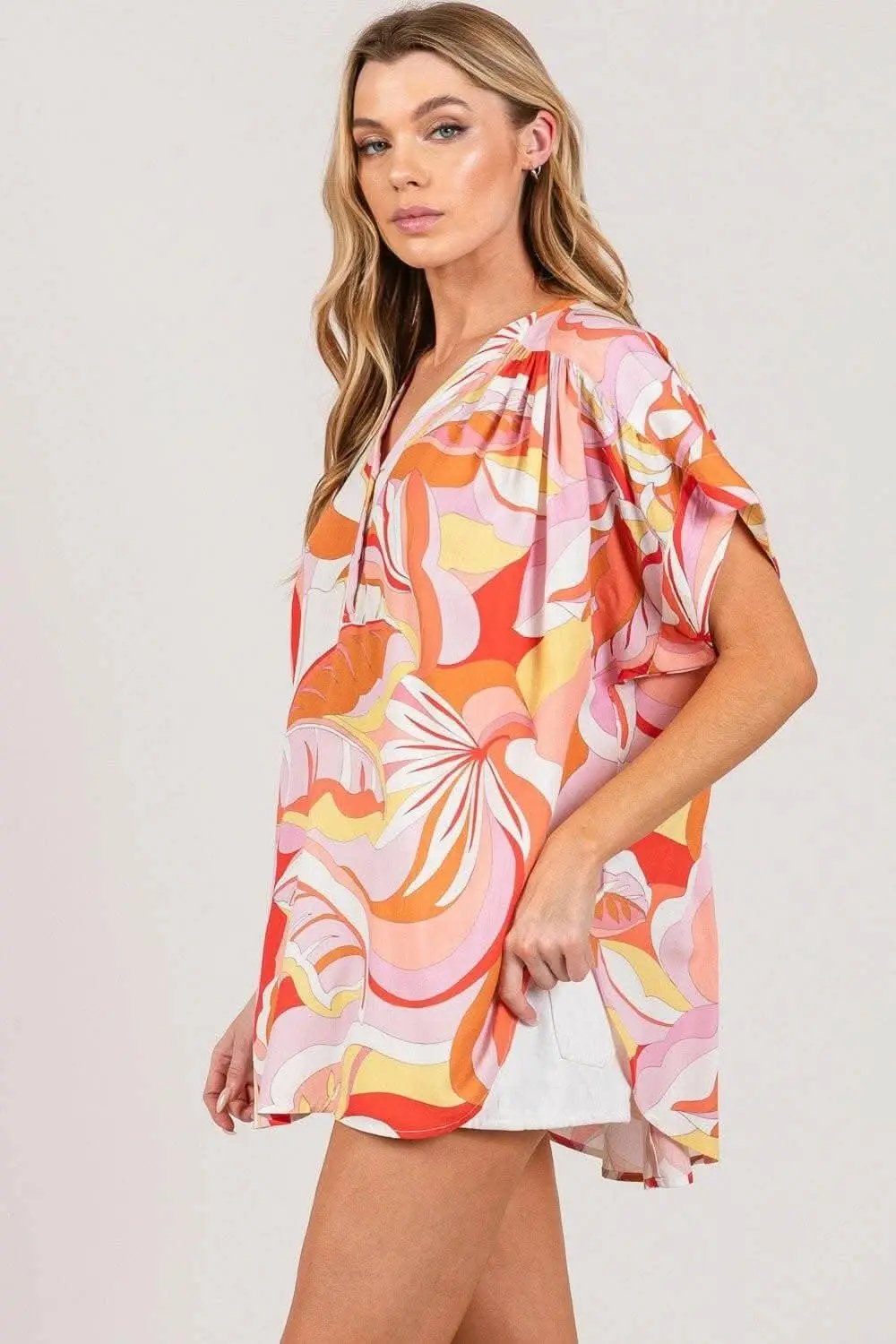 Women's Blouse - Vibrant Abstract Print - Chic & Trendy Top