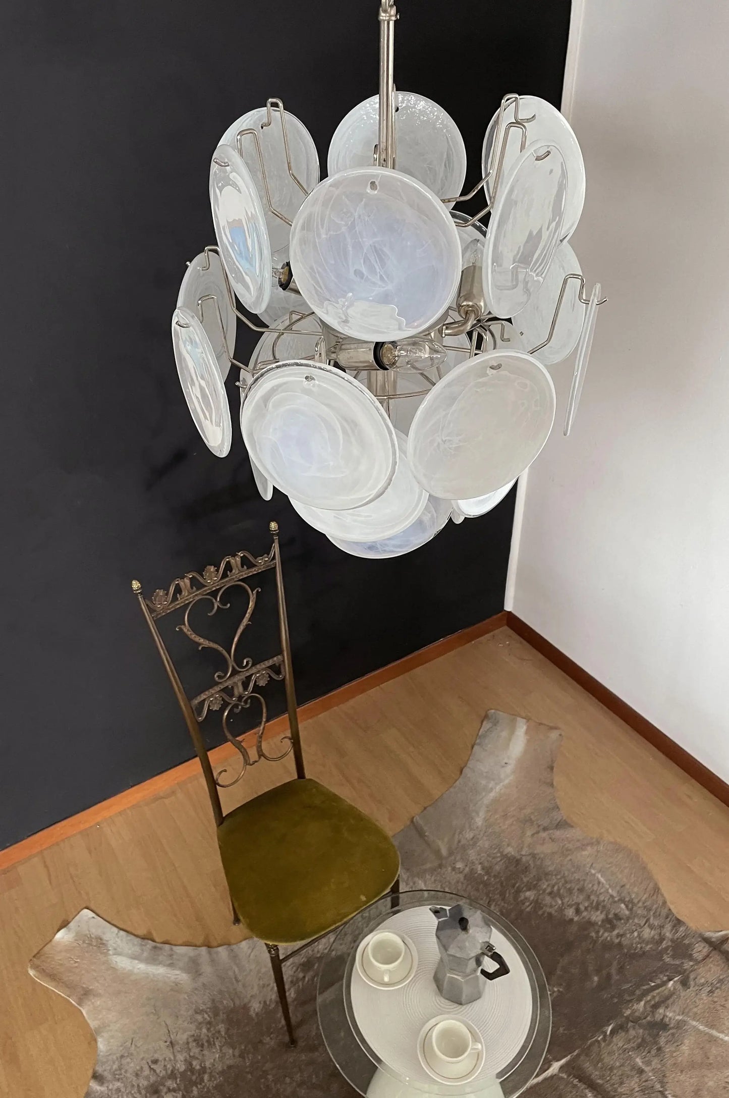 Lámpara de araña con discos de cristal blanco de Murano vintage