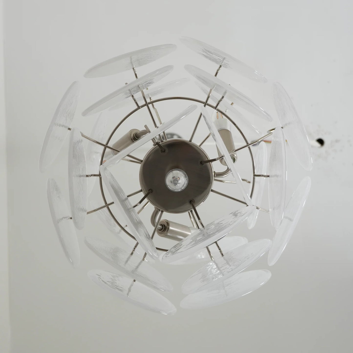 Lámpara de araña con discos de cristal blanco de Murano vintage