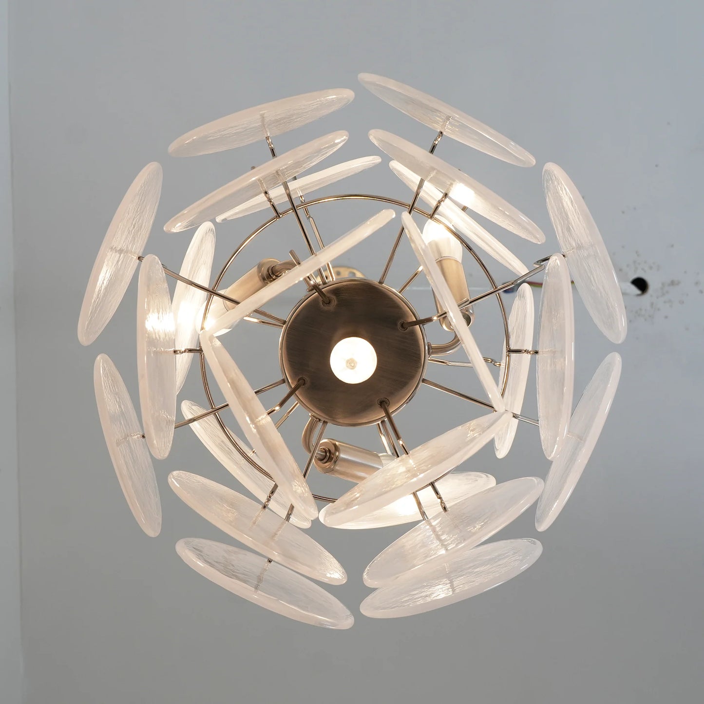 Lámpara de araña con discos de cristal blanco de Murano vintage