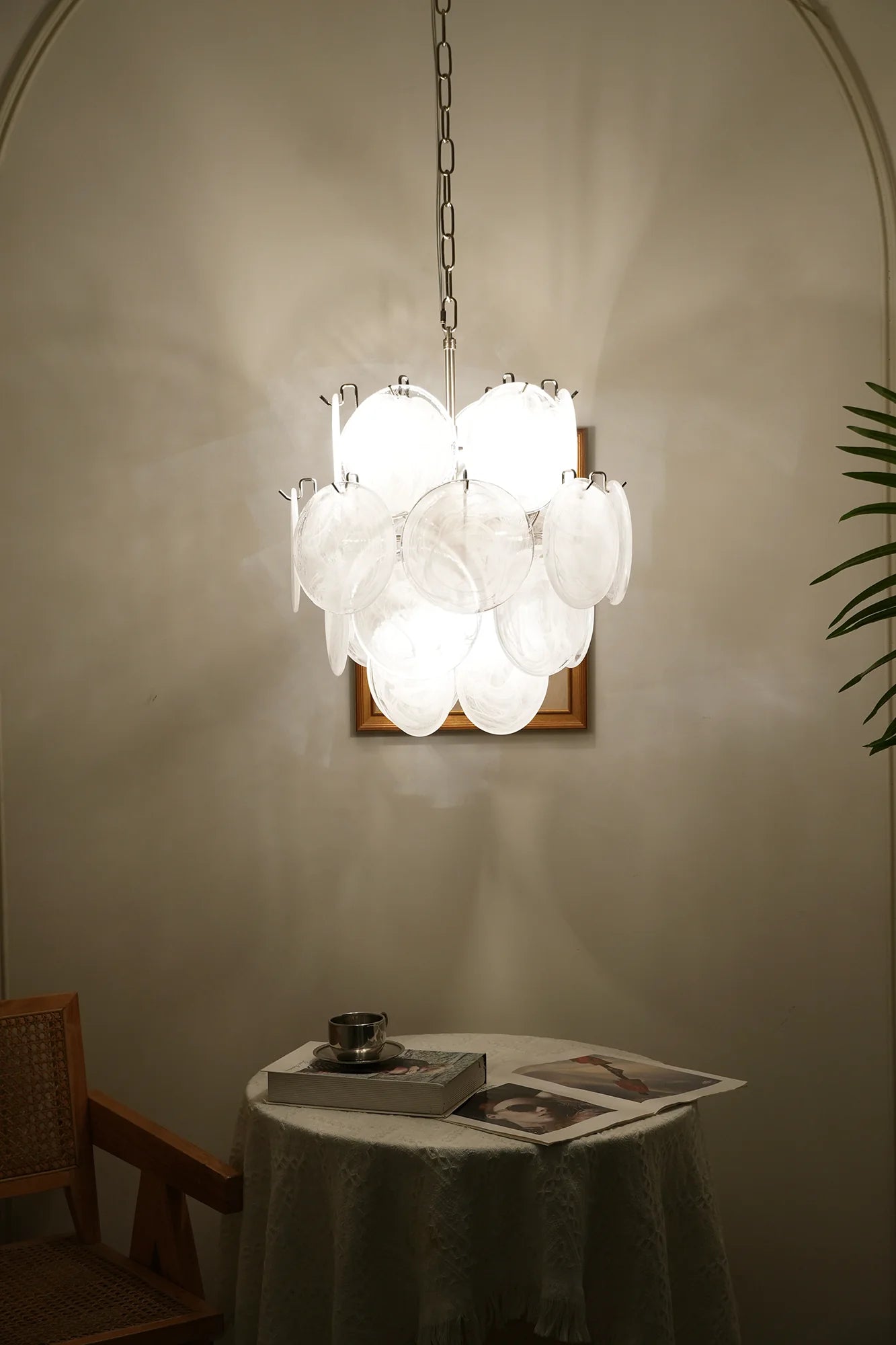 Lámpara de araña con discos de cristal blanco de Murano vintage