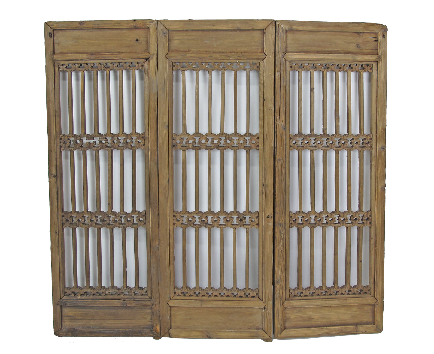 Tres paneles de pantalla de madera chinos antiguos