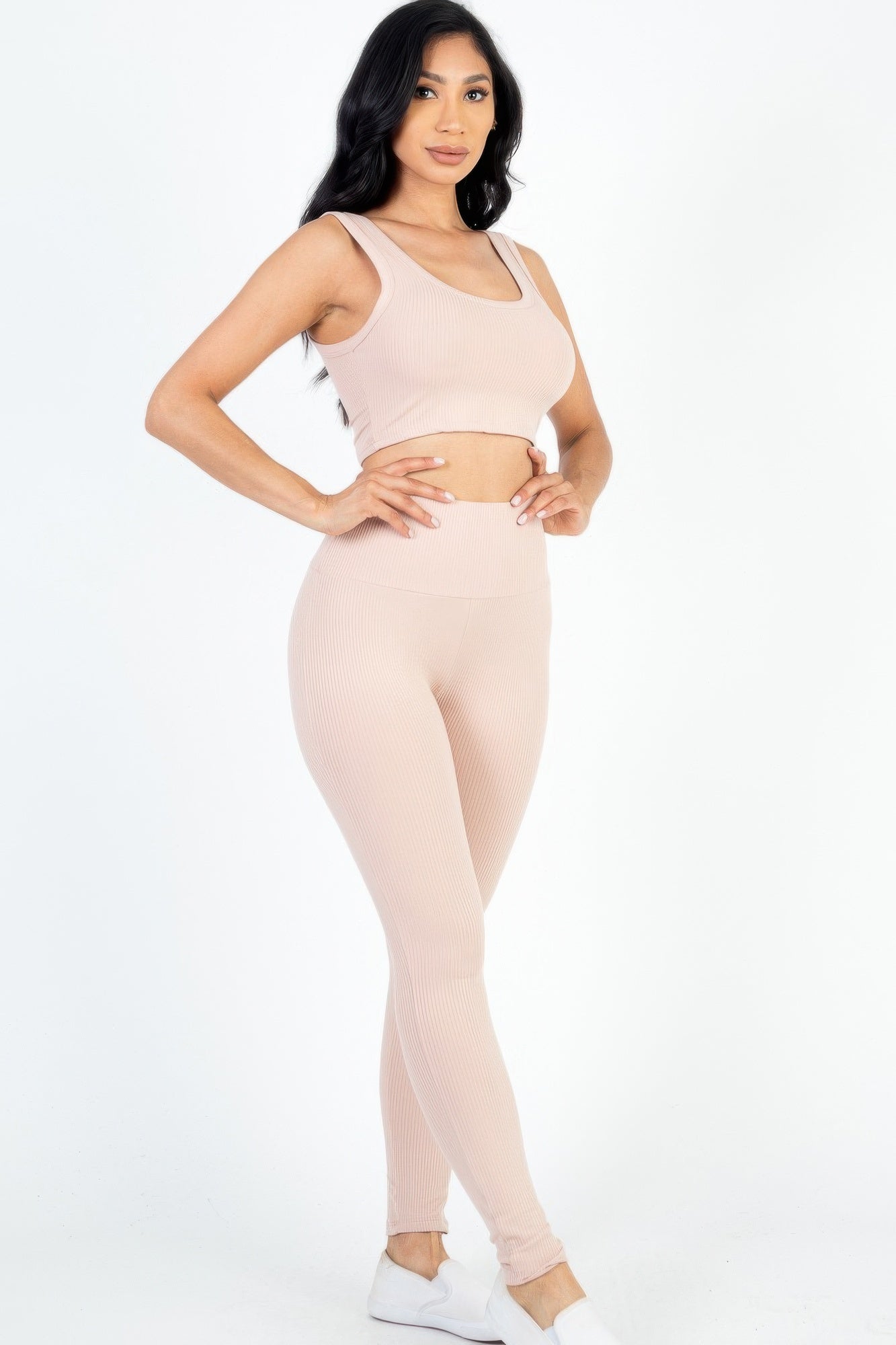 Conjunto de Top Corto Acanalado y Leggings