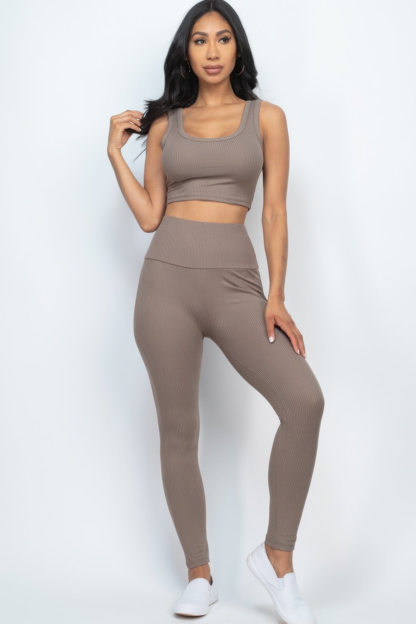 Conjunto de Top Corto Acanalado y Leggings