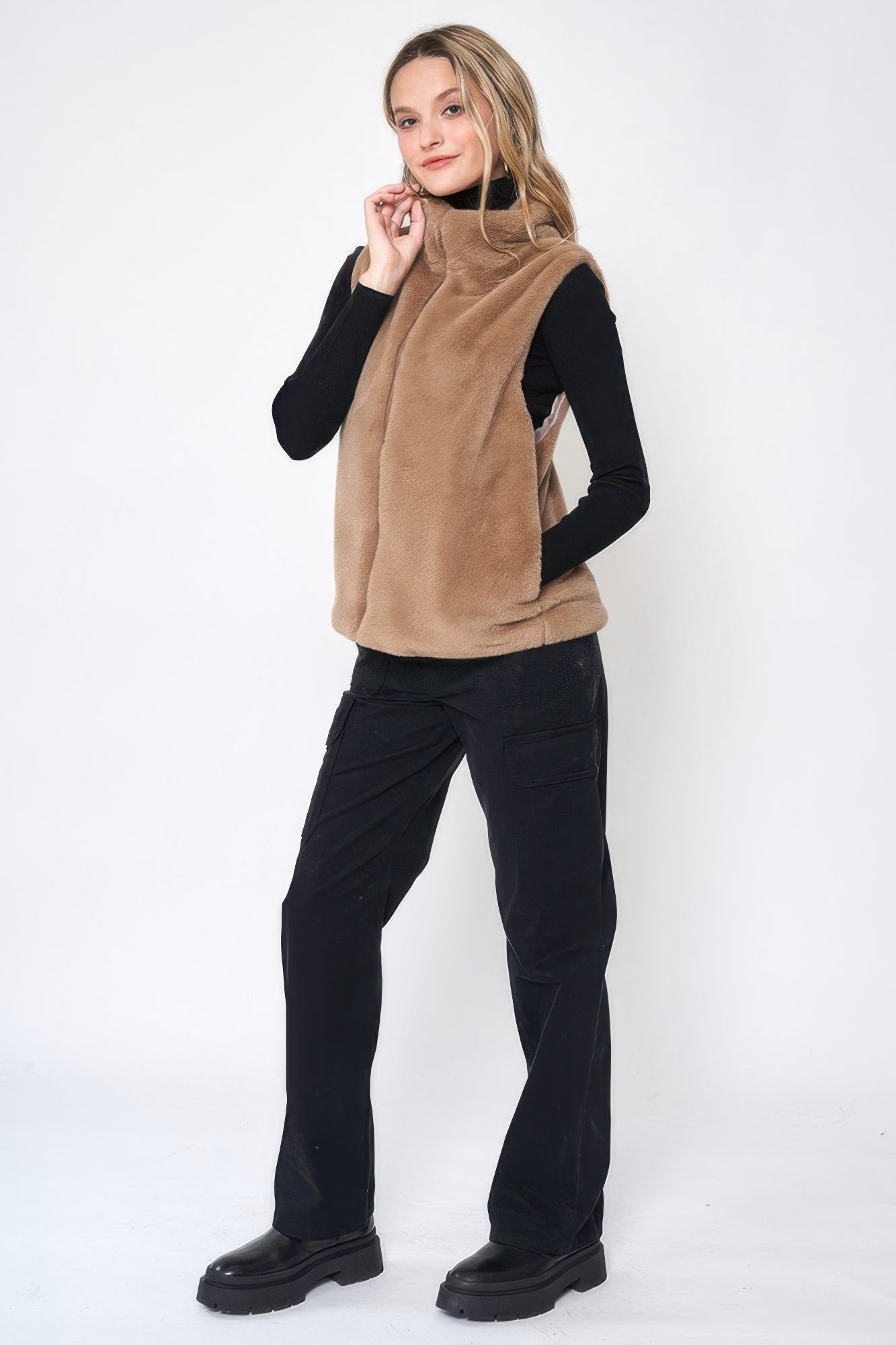 Solid Faux Fur Vest See size chart under “more details”