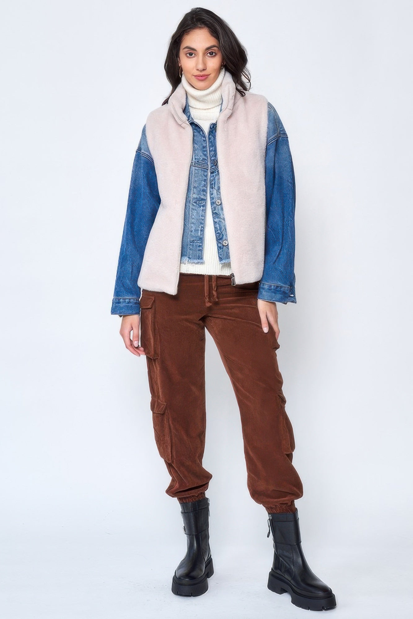 Solid Faux Fur Vest See size chart under “more details”