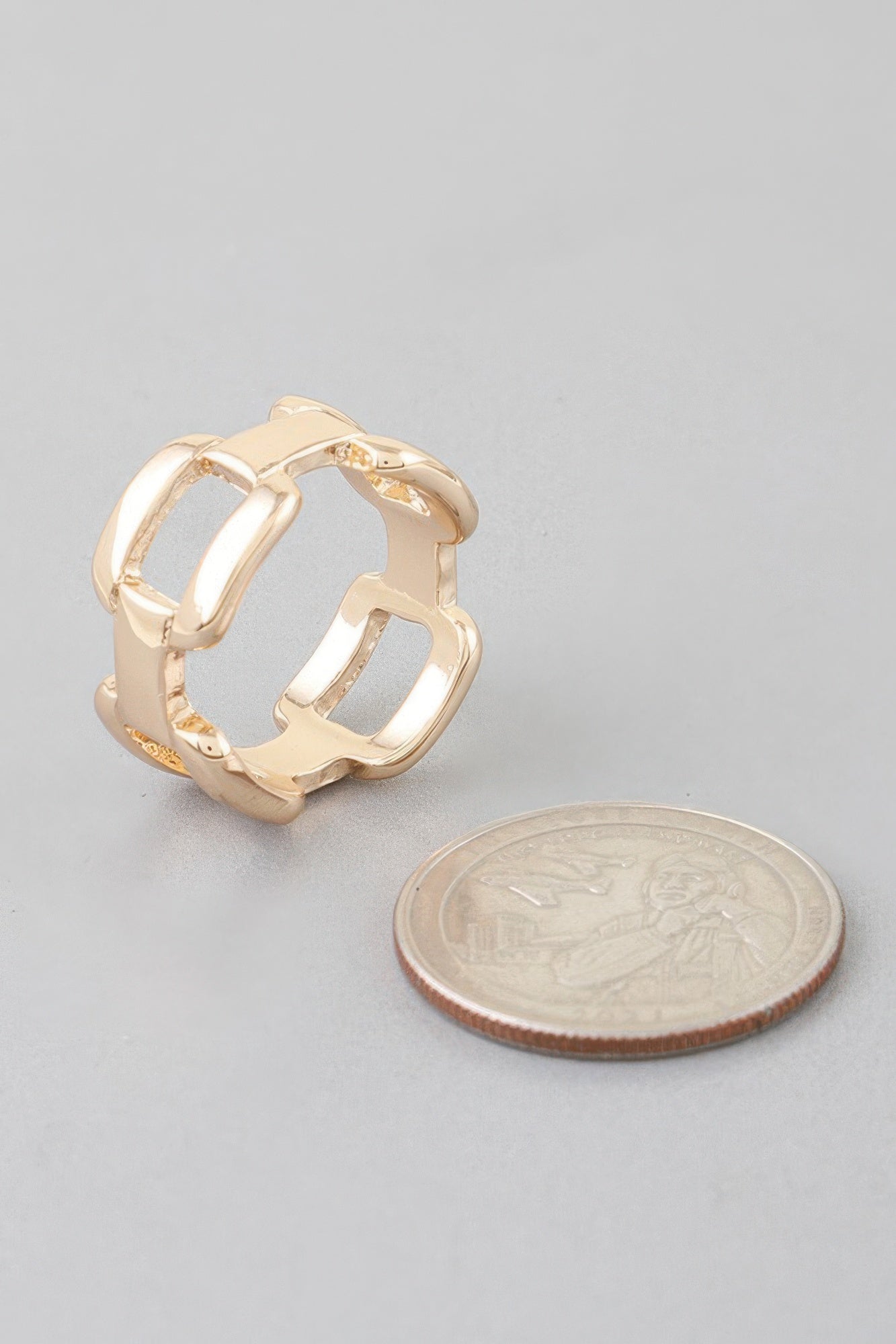 Shiny Link Chain Ring