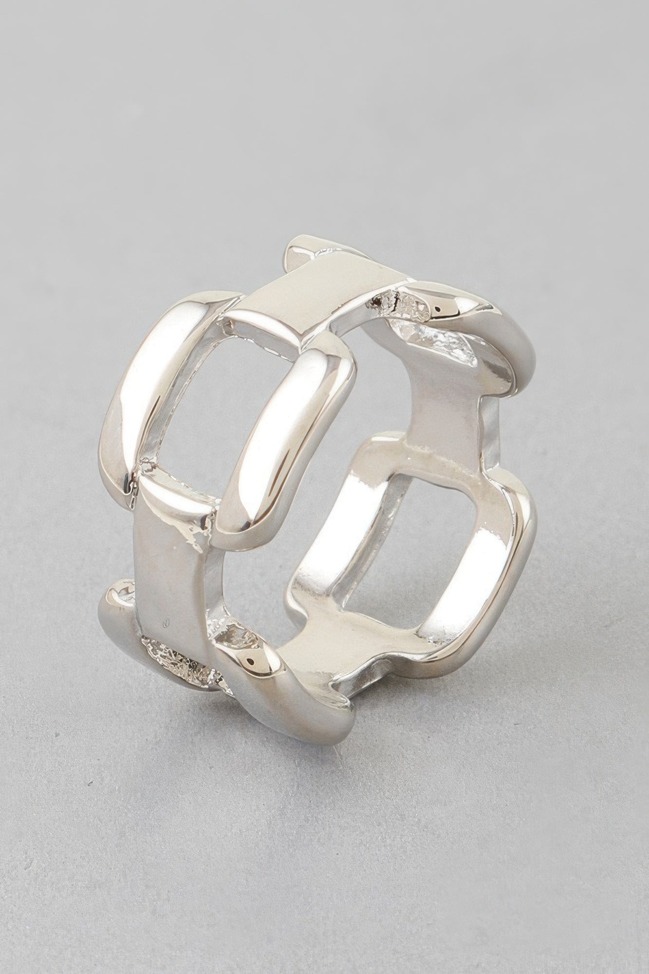 Shiny Link Chain Ring