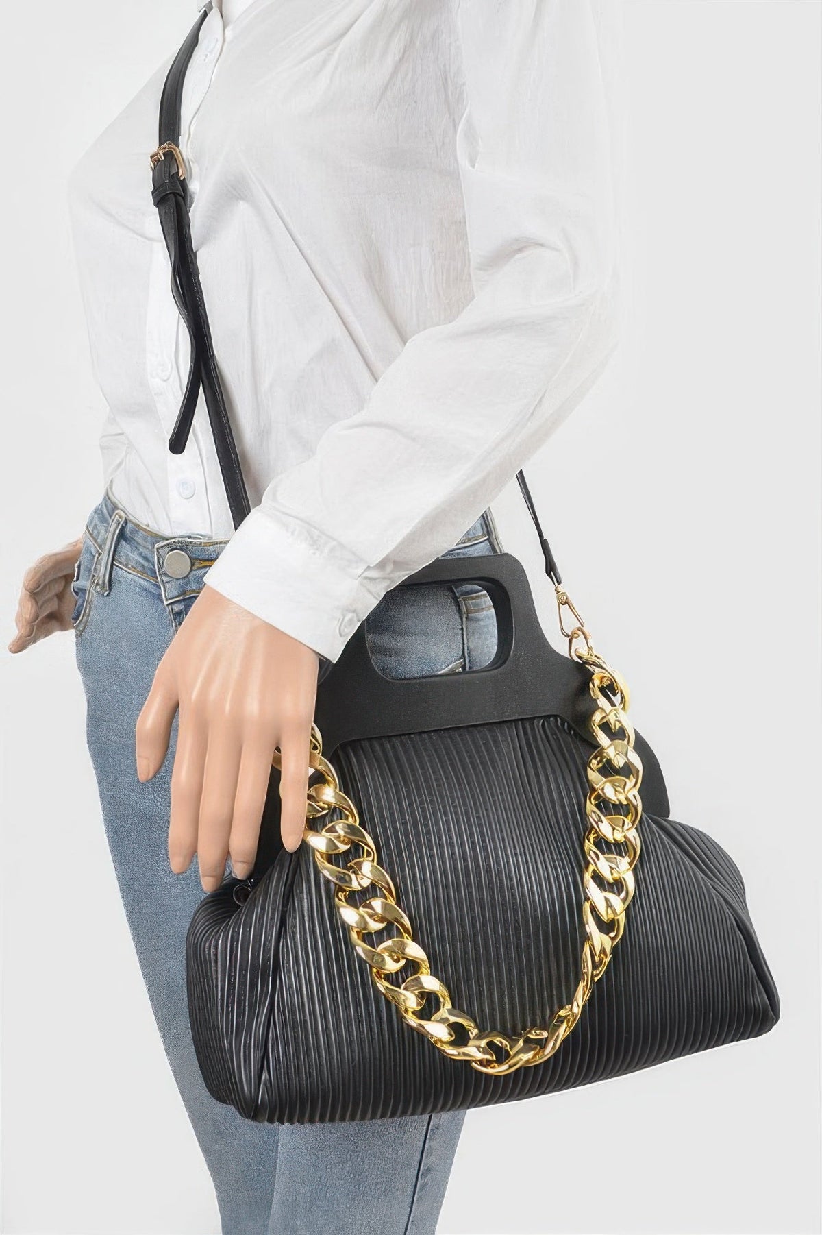 Pleated Wooden Handle Chain Bag
