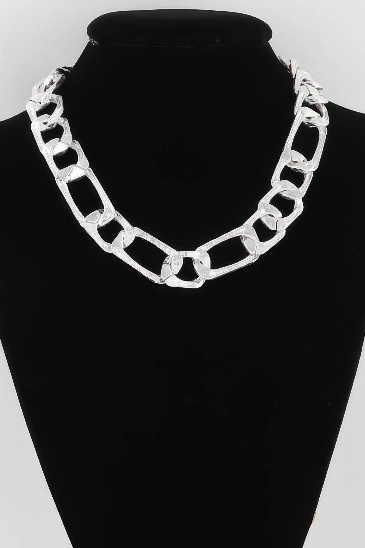 Bulky Link Chain Necklace