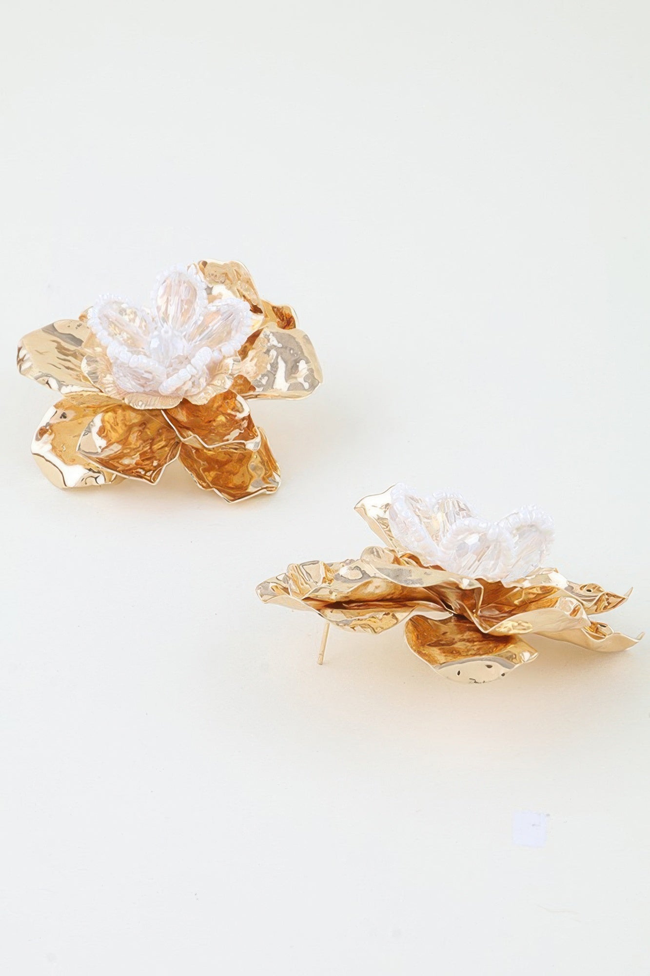 Hammered Blooming Flower Stud Earrings