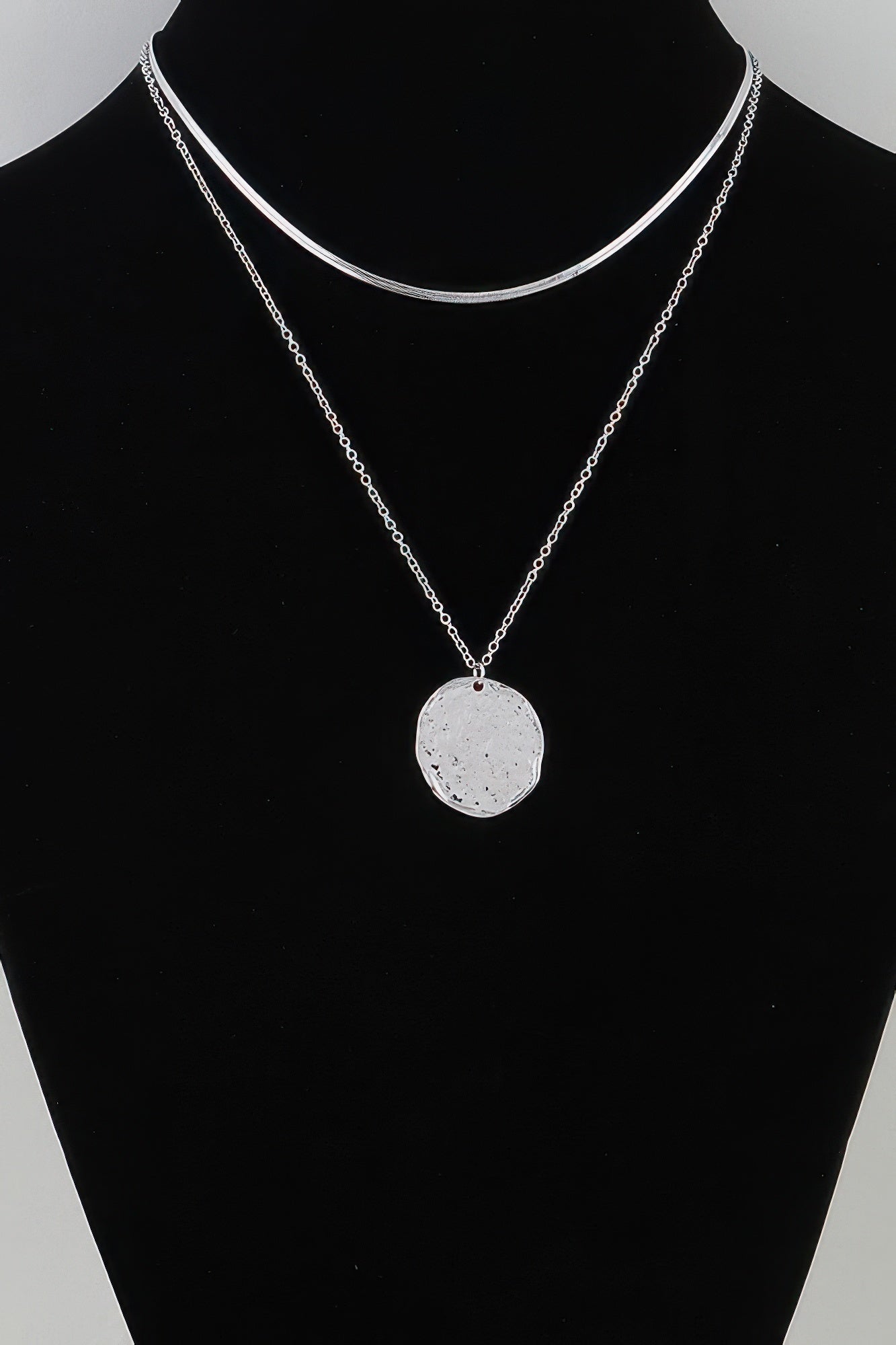 Double Hammered Pendant Chain Necklace