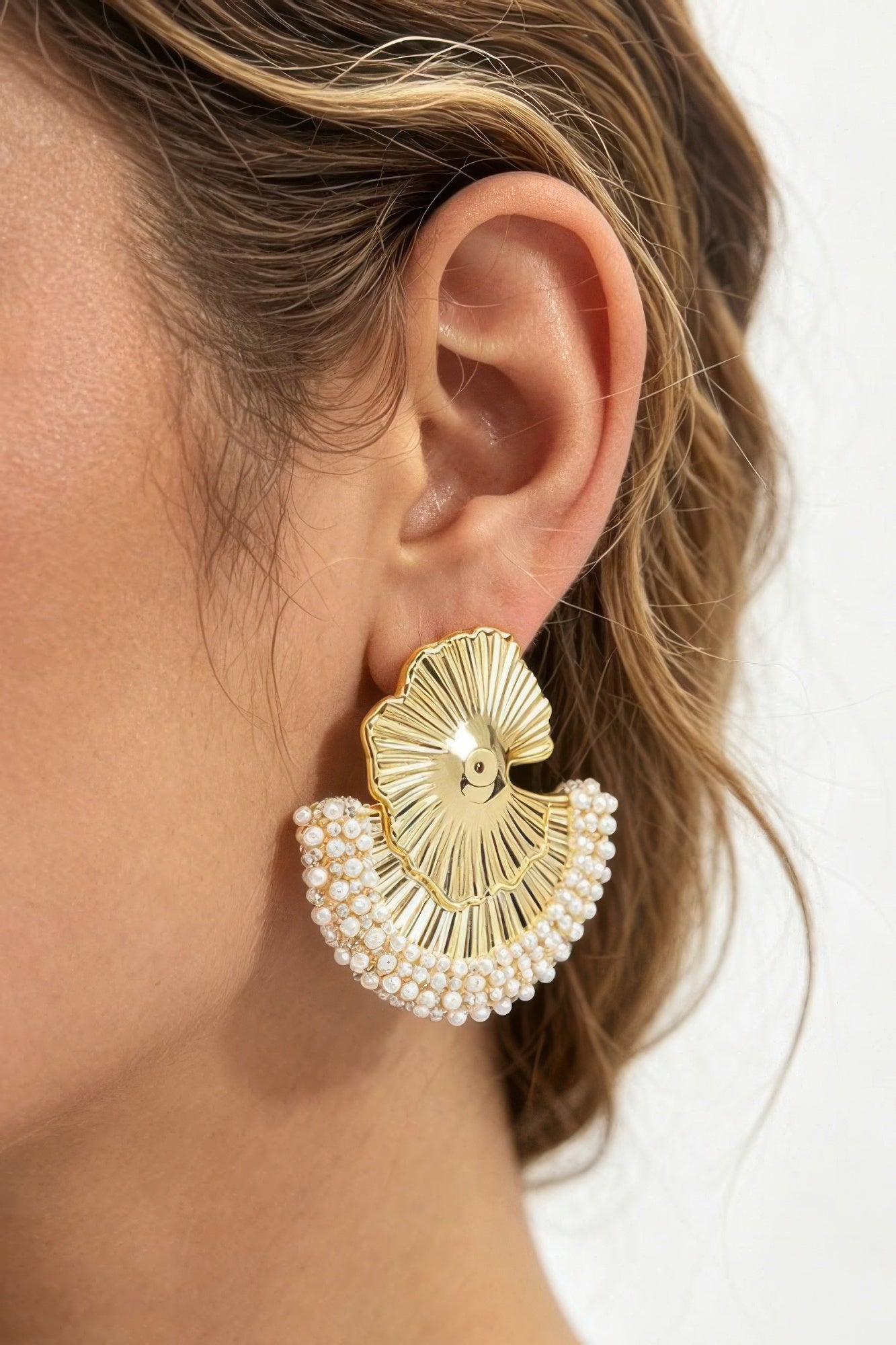 Ginkgo Leaf Pearl-trimmed Stud Earrings